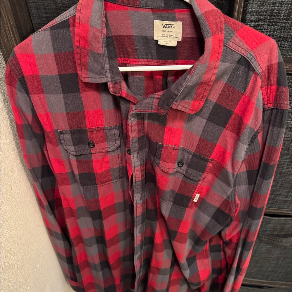 Vans Men's Casual Red and Black Checkered Shirt Size XL